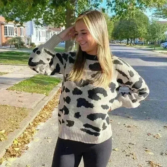 Leopard sweater - Picture 2 of 2